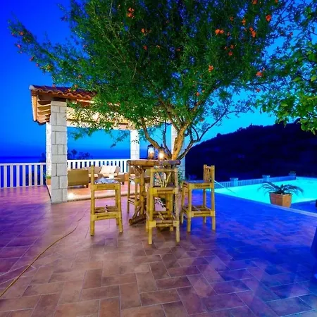 Luxury - Amazing Seaview Сasa de vacaciones